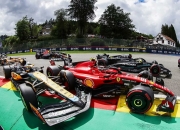 开云体育-红牛二队险胜红牛车队，周冠宇扛起全队的简单介绍