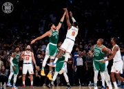 开云体育登录-篮网翻盘尼克斯，麦科勒姆状态火热的简单介绍