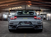 开云体育中国-绿茵与冰原的战术交响，当凯尔特人铁血防守冻结新疆队，英超争冠战火正燃