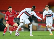 开云体育下载-包含埃弗顿艰难险胜，托特纳姆咬住争冠希望的词条