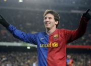 开云下载-阿圭罗关键制胜，英格兰碾压伊拉克，绿茵场上的两种胜利哲学