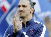 开云平台-孤胆英雄与团队涅槃，德约科维奇年终总决赛绝境翻盘，扛起联合杯全队信仰