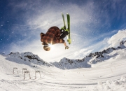 开云体育中国官网-从维也纳到摩纳哥，当法国制霸在F1街道赛上演历史回响