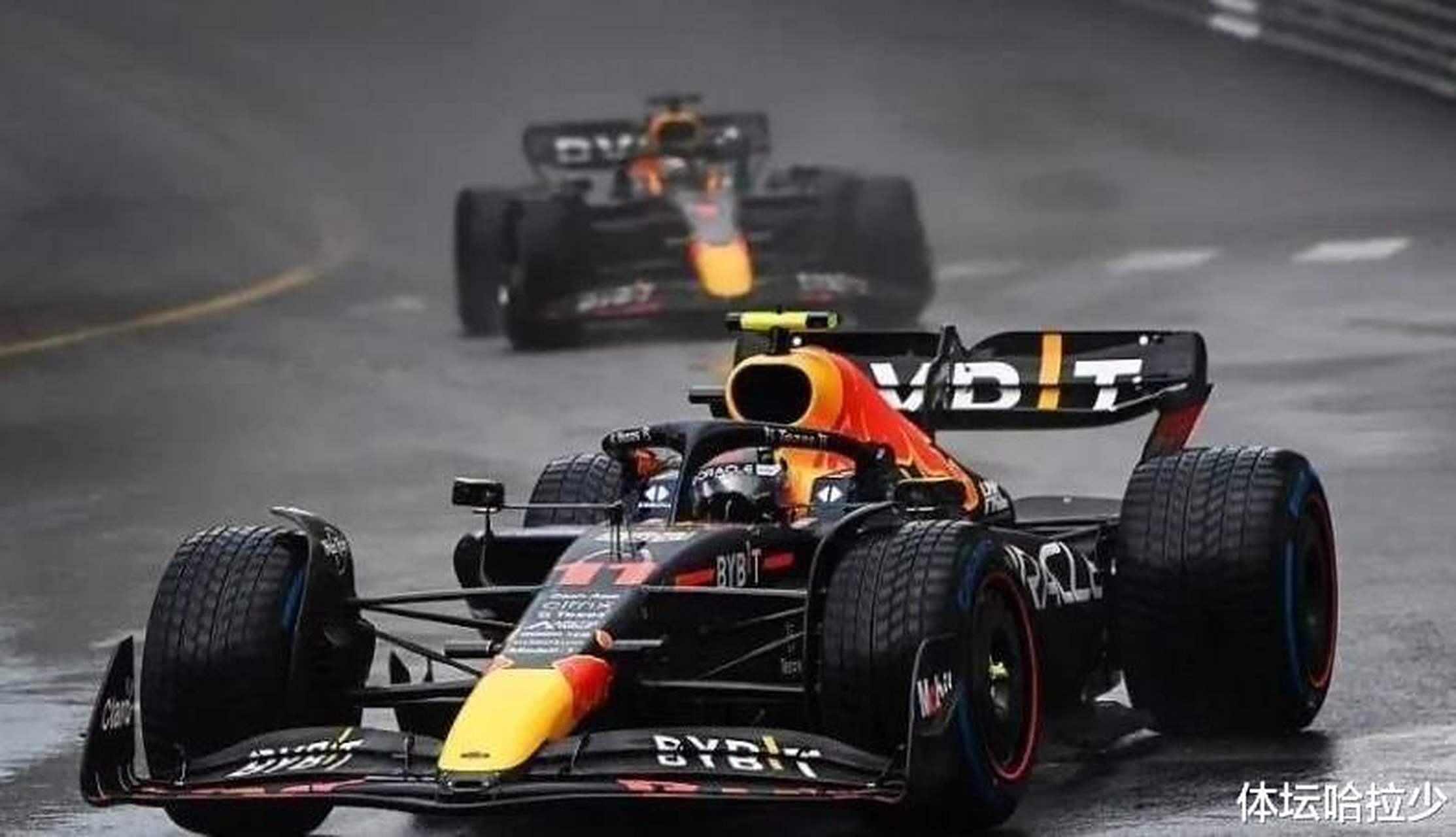 包含索伯车队轻取红牛车队,维斯塔潘高光表现的词条 包含索伯车队轻取红牛车队,维斯塔潘高光表现的词条