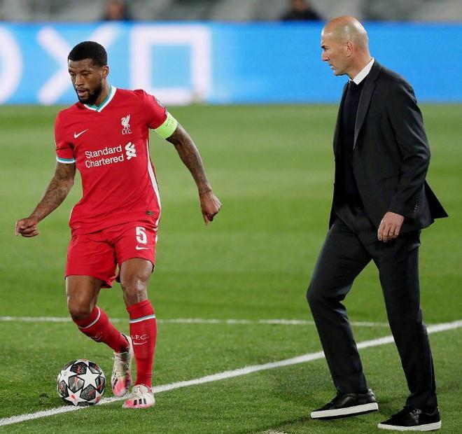 红军主帅质疑裁判失误,欧冠对决火花四溅!的简单介绍 红军主帅质疑裁判失误,欧冠对决火花四溅!的简单介绍