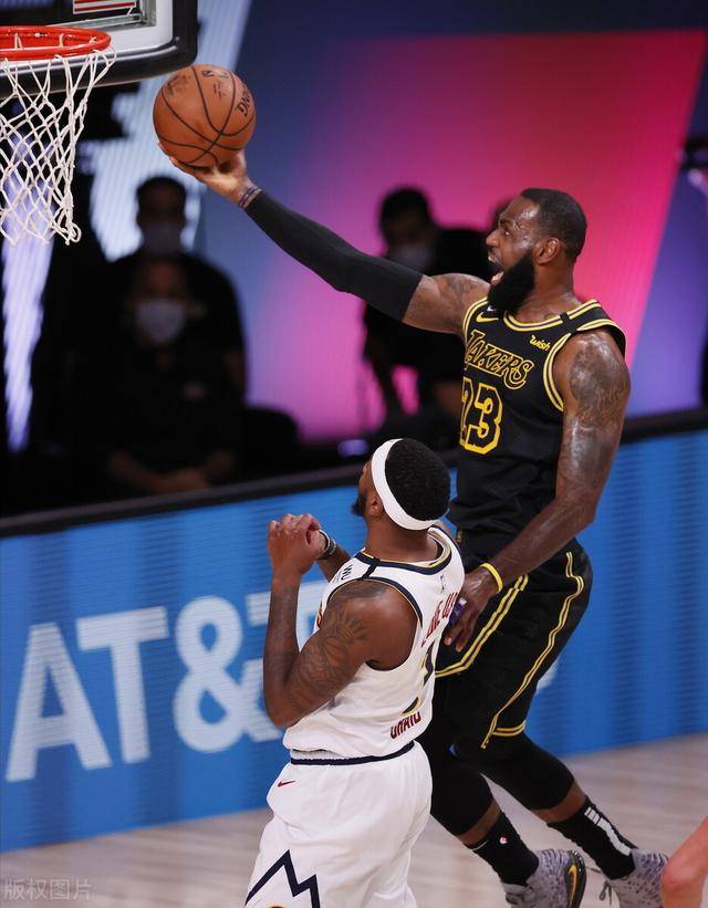 格拉纳达客场惨败，遭受沉重打击