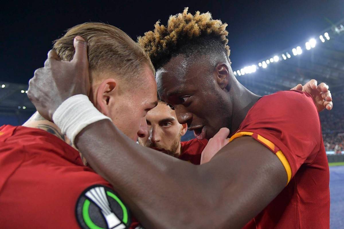 包含塞维利亚翻盘利物浦,若日尼奥高光表现的词条 包含塞维利亚翻盘利物浦,若日尼奥高光表现的词条