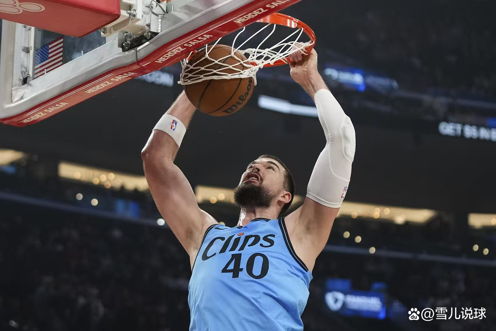 雄鹿险胜美国男篮，乔治·希尔关键制胜的简单介绍