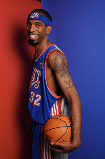 国王完胜中国男篮,汉密尔顿打破历史纪录 国王完胜中国男篮,汉密尔顿打破历史纪录