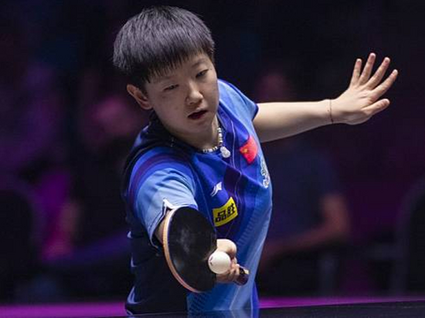 包含德国乒乓球队横扫波兰乒乓球队，奥恰洛夫统治全场的词条