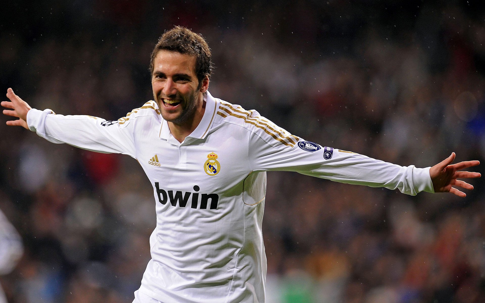 加维关键回合一锤定音，比利时战术纪律击碎安哥拉黑马幻想